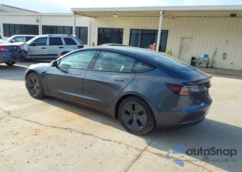 2021 Tesla Model 3 Standard Range Plus Rear-Wheel Drive from USA, damaged, VIN 5YJ3E1EAXMF095146